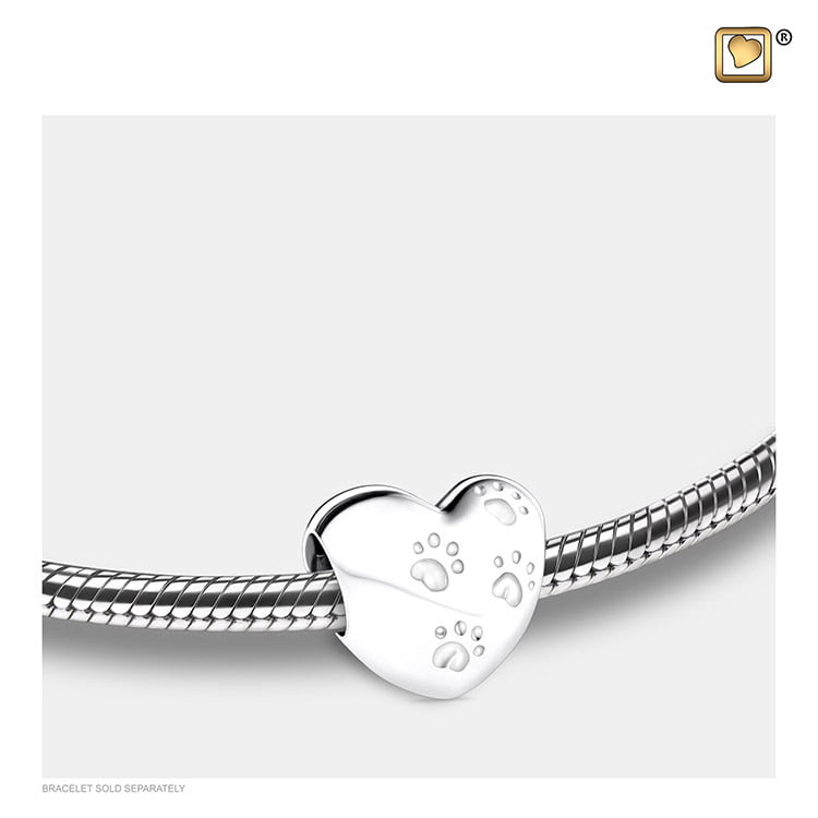 Zilveren LoveUrns Askraal LoveHeart met Pootafdrukjes Zilveren LoveUrns Askraal LoveHeart met Pootafdrukjes